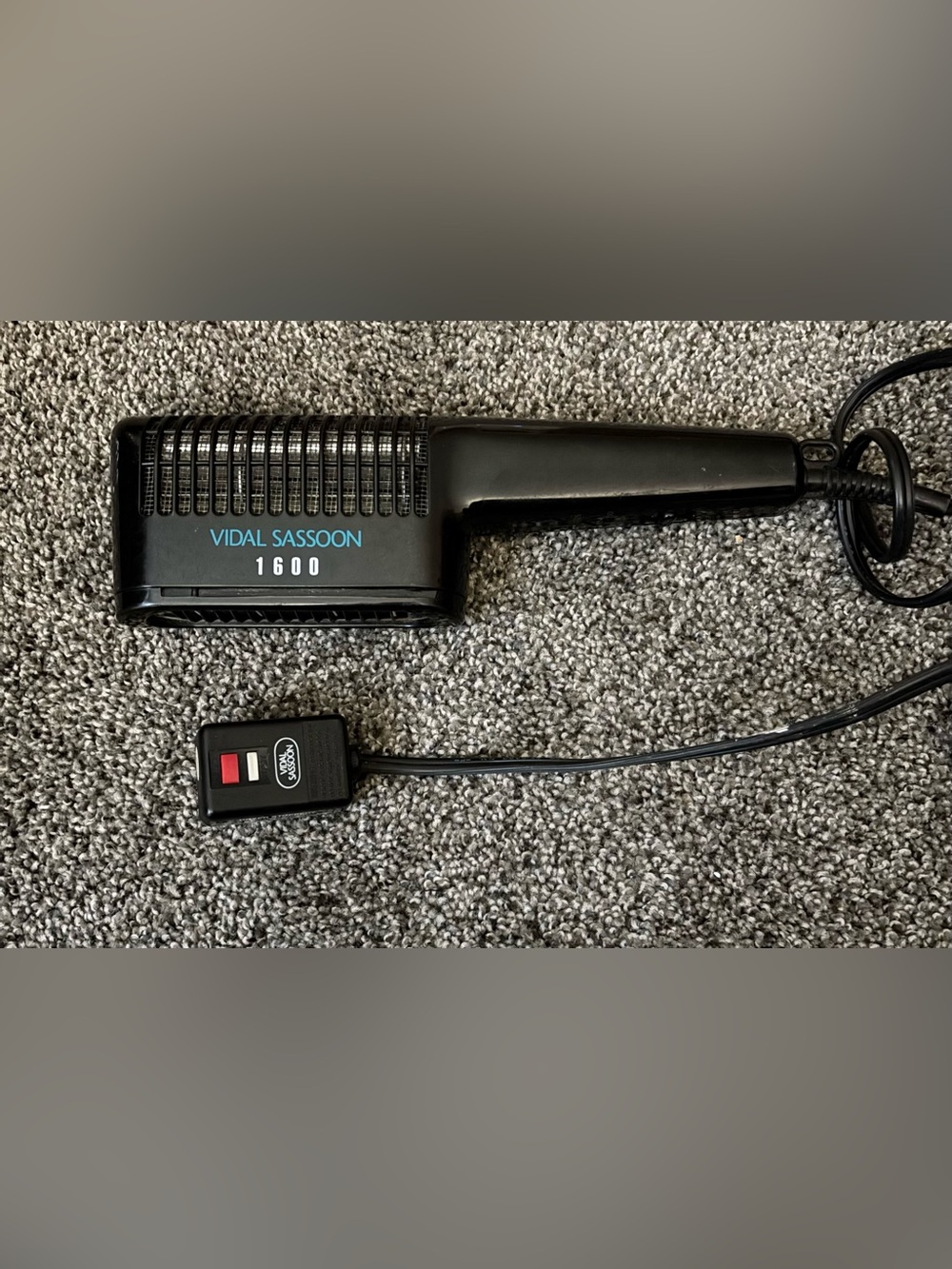 EUC Vidal Sassoon 1600 Watt Professional Hair Styling Dryer